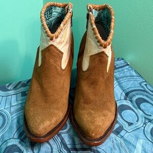 Corral Trading woven sand short J-Toe Ankle Booties with zipper